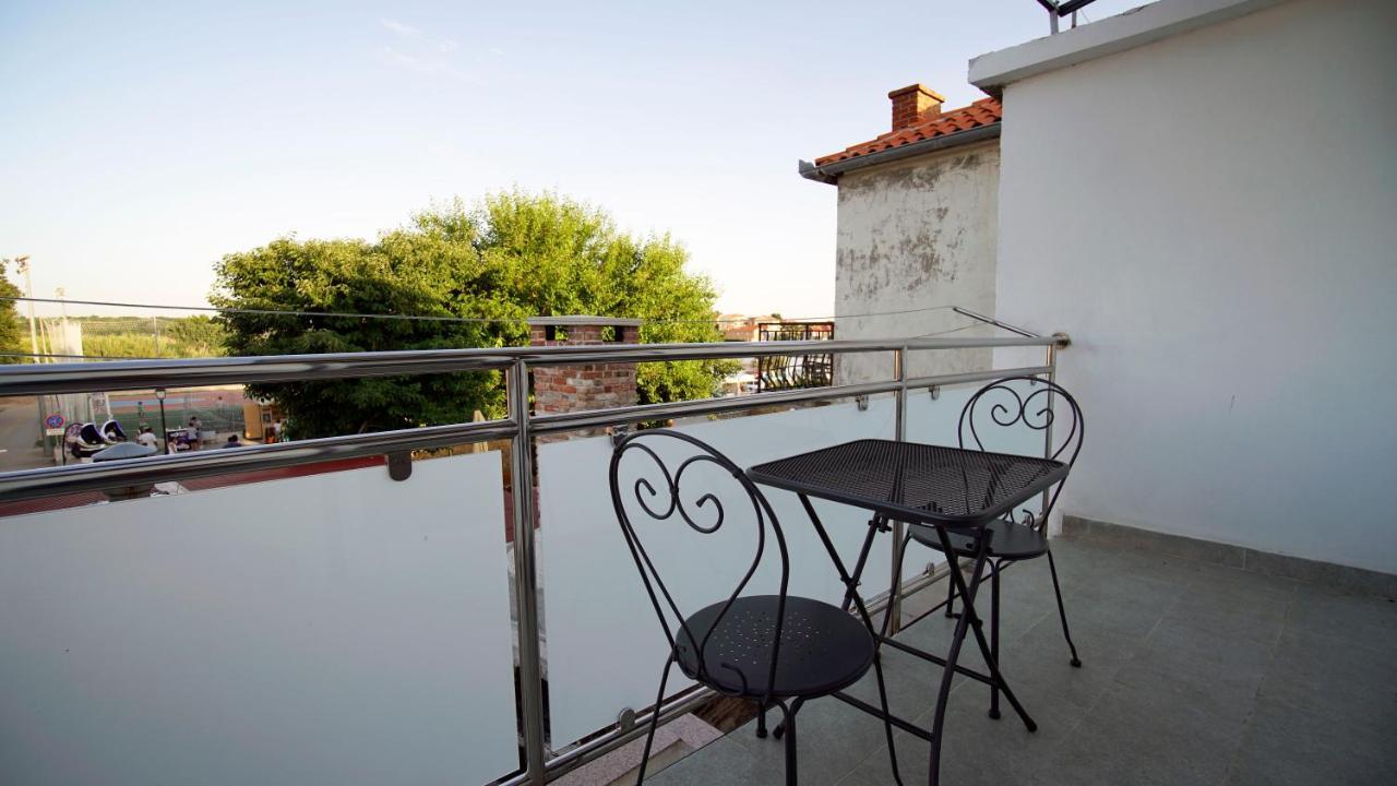 Apartment Caramela Nin Exteriér fotografie