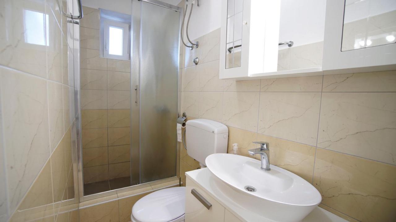 Apartment Caramela Nin Exteriér fotografie
