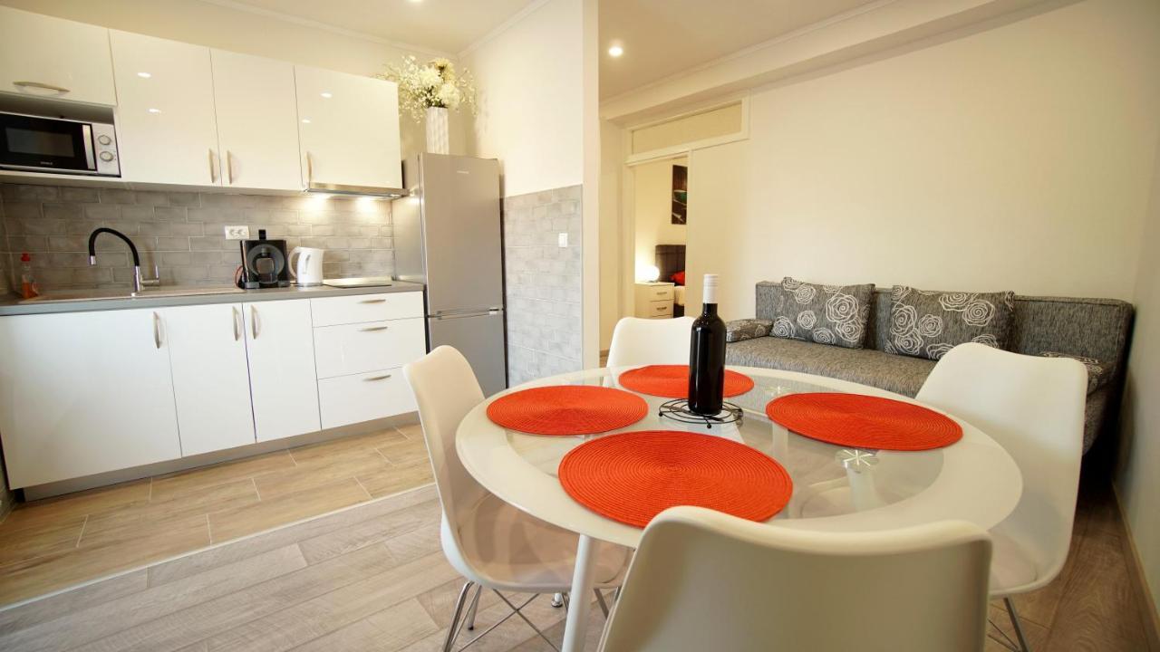 Apartment Caramela Nin Exteriér fotografie